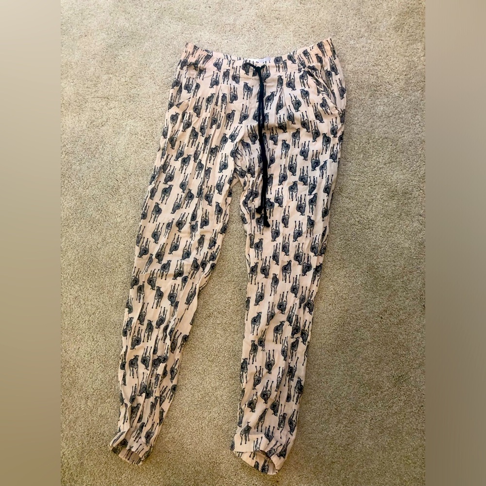 Zebra joggers linen
